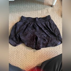 Camo lululemon shorts